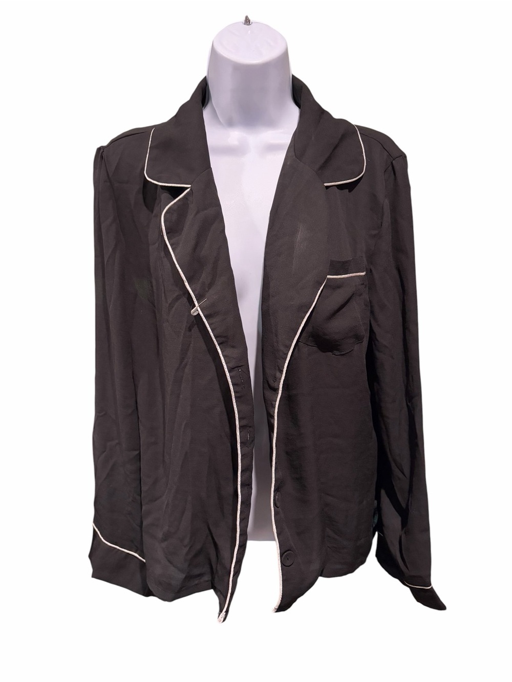 Urban Heritage Black Satin Pajama Style Blouse – Women’s Medium